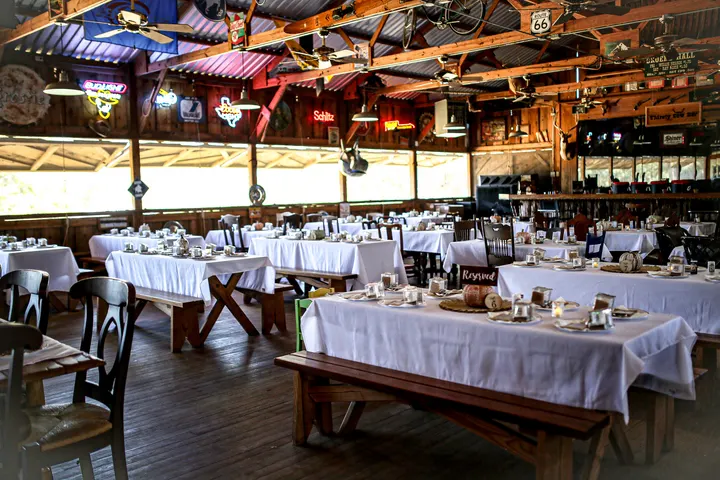 Wedding celebration at Twin Oaks Resort